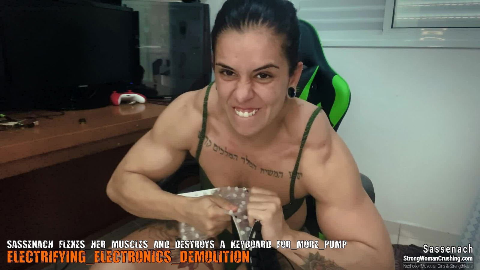 Photo by MusclegirlStrength with the username @MusclegirlStrength, who is a brand user,  September 24, 2023 at 11:56 AM and the text says '💪🏽 Pump up your workout with Sassenach! 💪🏽 Watch the video and get a membership to www.strongwomancrushing.com to see her flex her muscles and destroy a keyboard 🔥 #Sassenach #StrongWoman #CrushingIt #WorkoutGoals #MuscleGains'