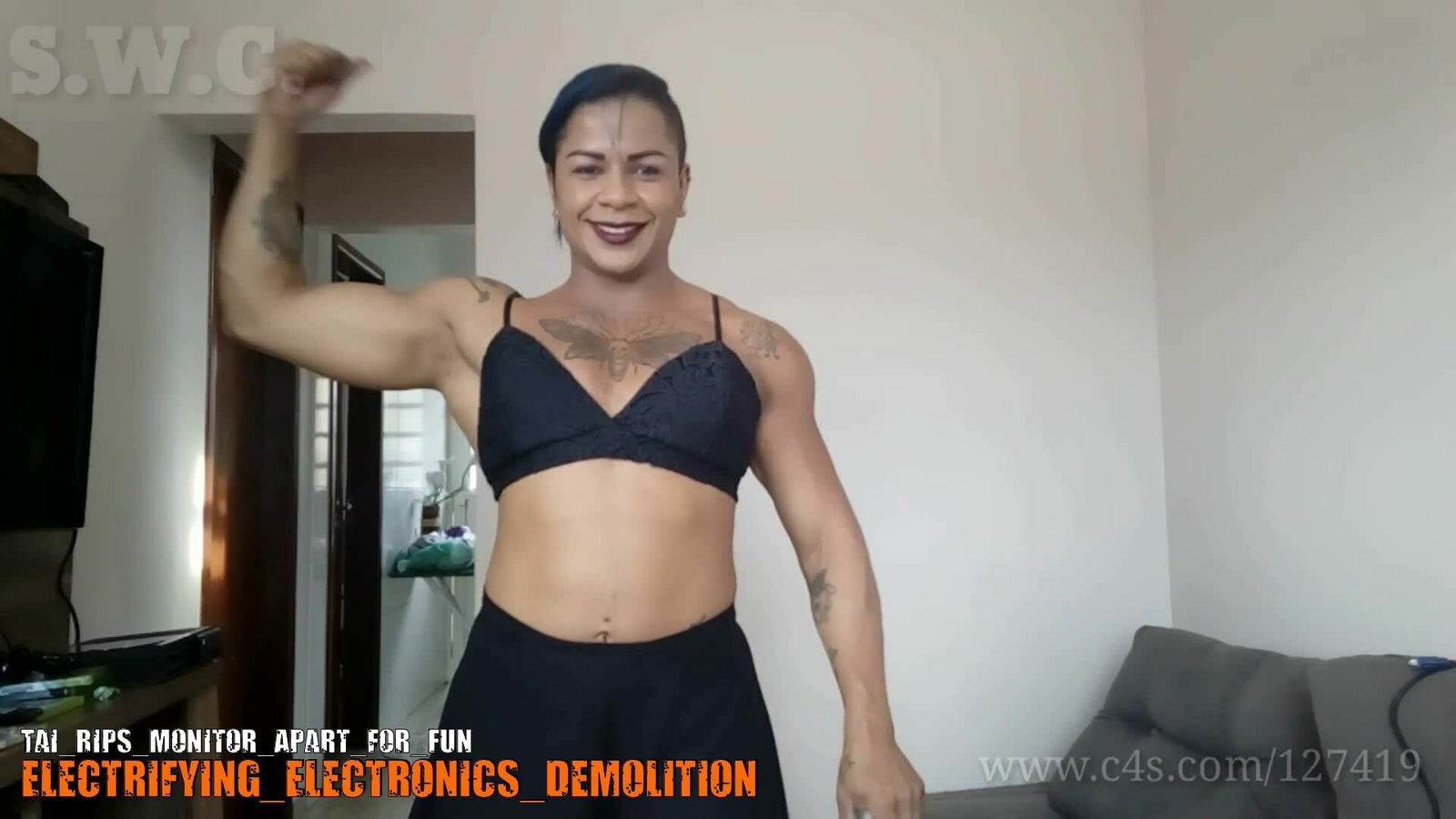 Photo by MusclegirlStrength with the username @MusclegirlStrength, who is a brand user,  October 3, 2023 at 2:42 PM and the text says '🔥🔥 Check out this awesome video of Tai Rips Monitor Apart for Fun! 🤩 🤩 Get your membership now to watch it at www.strongwomancrushing.com 💪 #strongwoman #tairips #monitorapart #crushingit #funwithTai'