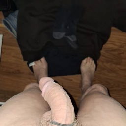 Photo by bttm49 with the username @bttm49,  March 18, 2024 at 7:12 AM. The post is about the topic Gay Amateur and the text says 'just waiting
dm are always open'