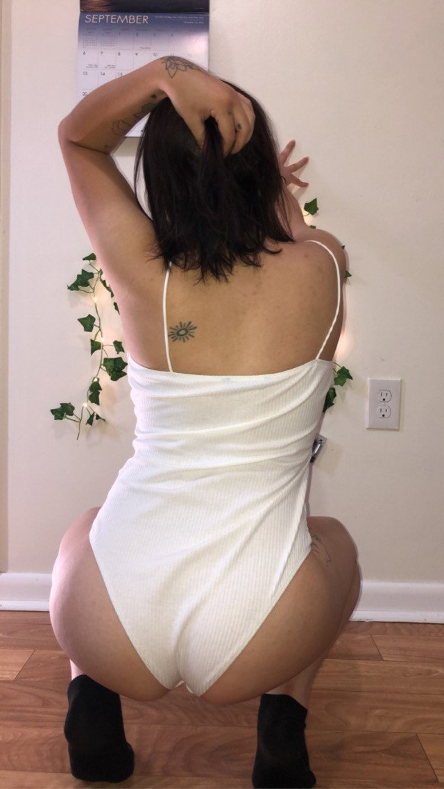 Photo by Avalavenderx with the username @Avalavenderx, who is a star user, posted on September 8, 2020. The post is about the topic Ass and the text says 'new to this 🥺 heres to more onlyfans subs!!'