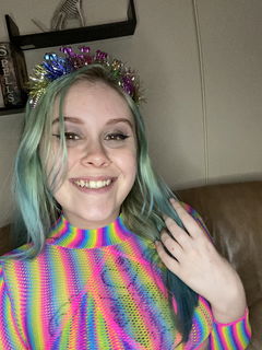 Photo by Ariel Durand with the username @arielofbabylon, who is a star user,  September 22, 2020 at 6:49 PM. The post is about the topic SFW Faces and the text says 'i took this pic on my birthday ❤️ its one of the only full smile pictures that exists of me but i really like it'