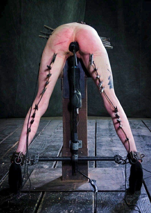 Photo by ixxxhub with the username @ixxxhub,  November 17, 2020 at 12:30 PM. The post is about the topic BDSM