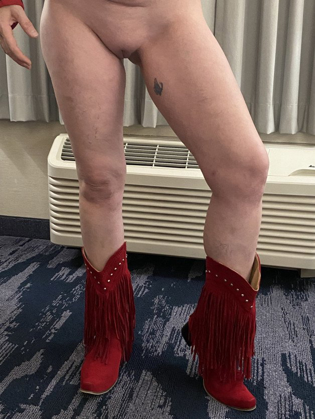Photo by RGCOregon with the username @RGCOregon, who is a verified user,  December 20, 2023 at 4:09 PM. The post is about the topic Just the legs and the text says 'my red boots make me feel sexy'