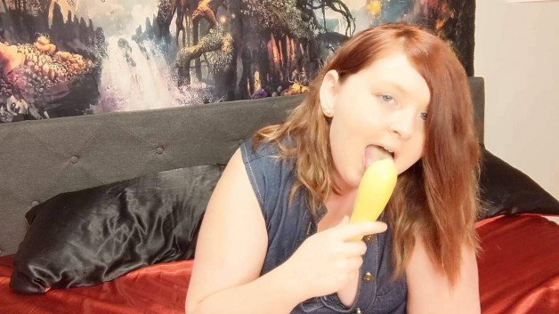 Photo by SpicedEnterprise with the username @spicesophia, who is a star user,  June 19, 2021 at 5:51 AM. The post is about the topic Food Masturbation and the text says 'Veggie tales episode 5 is out now! https://www.manyvids.com/Video/2833724/Veggie-Tales-5-Yellow-Crookneck/'
