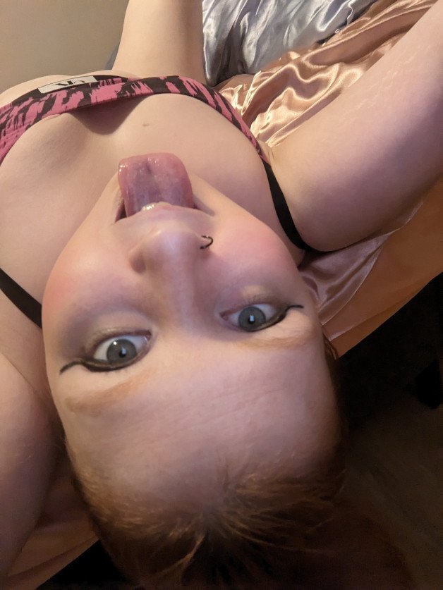 Photo by SpicedEnterprise with the username @spicesophia, who is a star user,  March 2, 2024 at 7:12 PM and the text says 'Make me your cum slut https://www.sextpanther.com/SophiaSinclair'