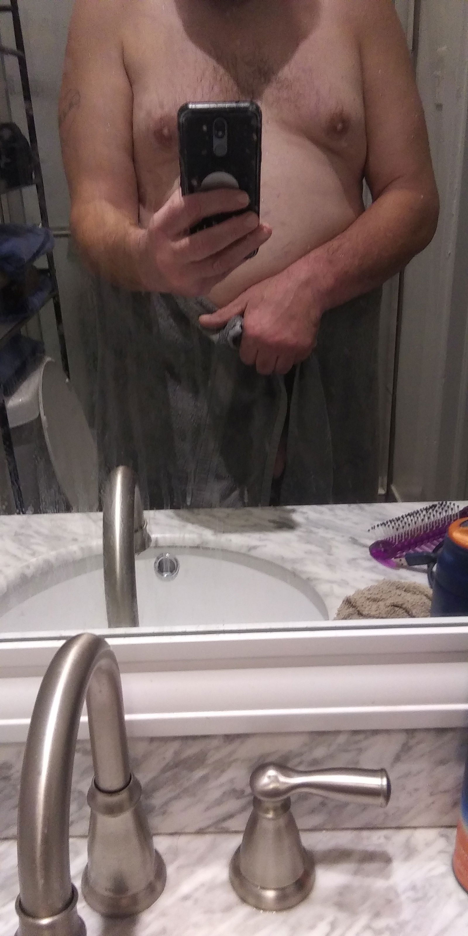 Album by kratos26 with the username @kratos26,  January 8, 2021 at 11:07 PM. The post is about the topic Hook ups I. Ky0 and the text says 'fresh out the shower ready to fuck whos up to the task lets link up'