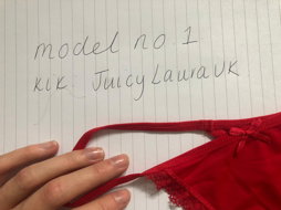 Photo by JuicyLauraUK with the username @JuicyLauraUK,  October 11, 2020 at 9:13 AM and the text says 'message me'