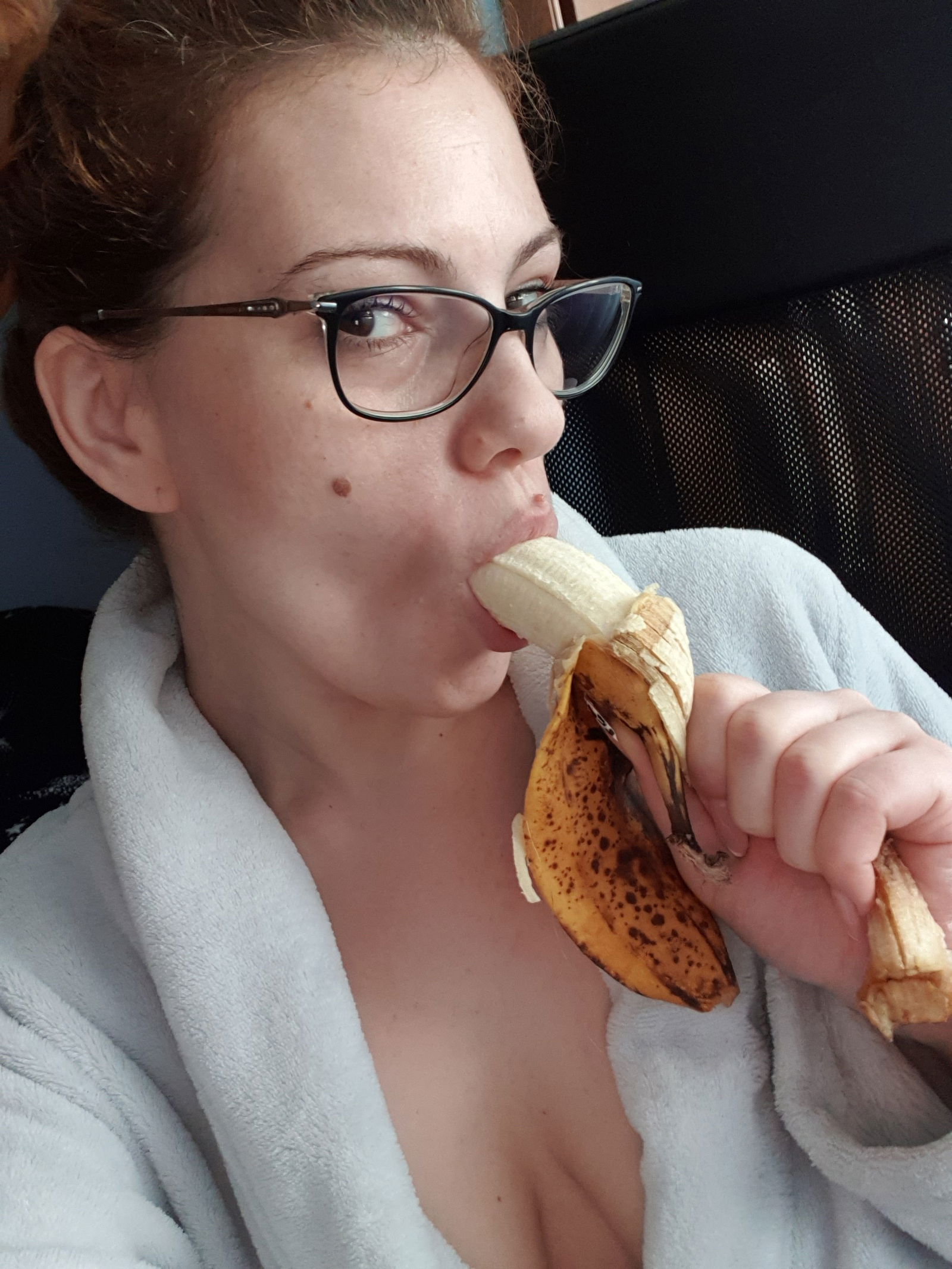 Photo by KarlaRose with the username @KarlaRose, who is a star user,  October 27, 2020 at 12:13 PM. The post is about the topic blowjob and the text says 'eat 🍌  and thinking about sucking cock  🤪😘'