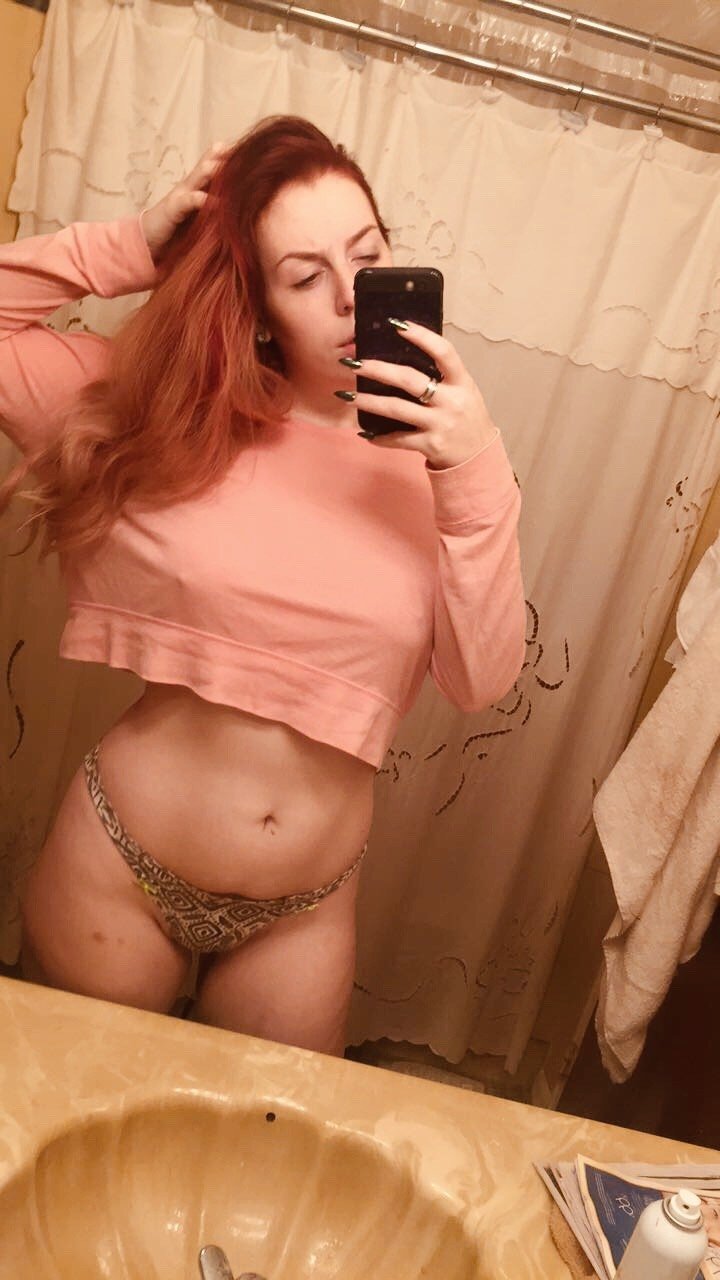 Photo by xPeachyPrincess with the username @xPeachyPrincess, who is a star user,  November 15, 2019 at 2:03 AM and the text says 'Hello there! 🍒

I've been locked out of this account for quite a few months now! 

Who missed me and wants to buy some new POV PUSSY VIDEOS??????'