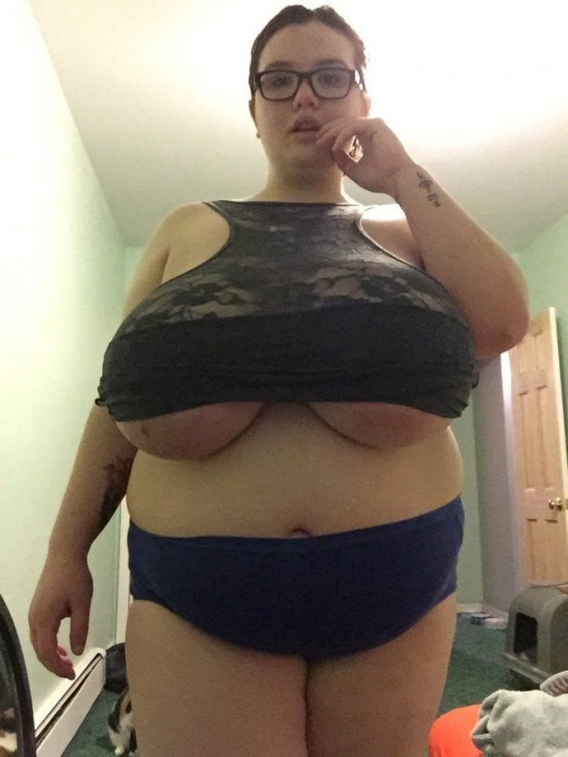 Photo by bustykailey with the username @bustykailey,  October 15, 2021 at 8:14 AM. The post is about the topic Huge Natural Boobs and the text says 'my black top i got from porn place jugs'