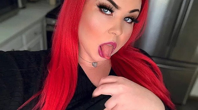 Photo by BaddestBitches with the username @BaddestBitches,  October 30, 2020 at 6:06 PM. The post is about the topic BBW Dangerous Curves & Big Cocks and the text says 'Definitly a baddie 😍😍'
