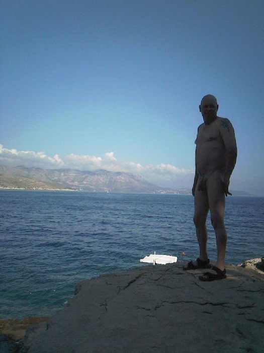 Photo by naturisttyuvfd with the username @naturisttyuvfd,  October 20, 2020 at 4:53 PM. The post is about the topic Public Boys