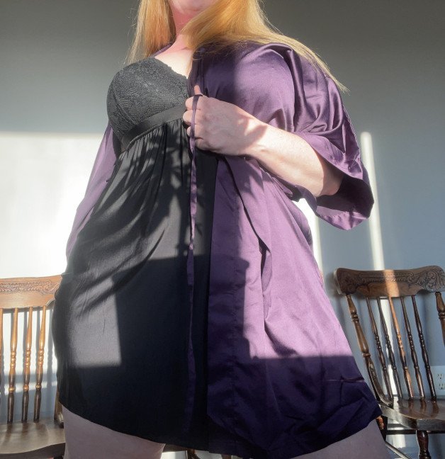 Photo by PandaFunk09 with the username @PandaFunk09,  June 21, 2021 at 3:41 AM. The post is about the topic Amateurs and the text says 'just a little teaser 😏
#realcontent #ginger #curvy #redhead'