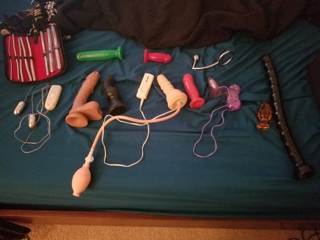 Album by IrishMutt with the username @IrishMutt,  January 21, 2021 at 11:11 AM. The post is about the topic Domination, Fetish, Bdsm, Mistress and the text says 'need someone to use these on me'