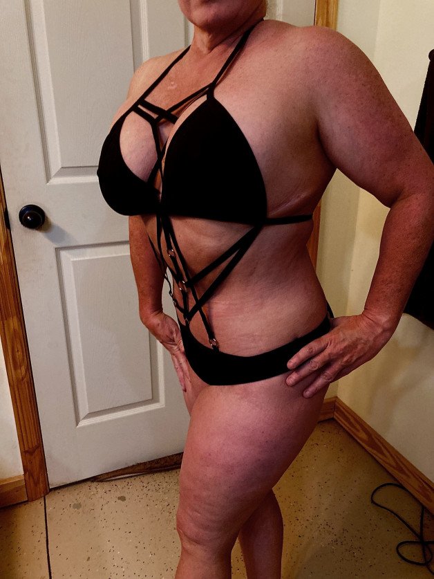 Photo by DDD BBB with the username @DDDBBB, who is a verified user,  September 19, 2023 at 3:52 AM. The post is about the topic Sexy Lingerie