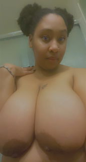 Photo by Daddy’s Kitten (42O) with the username @Kitten420,  December 11, 2020 at 11:05 AM. The post is about the topic BBW