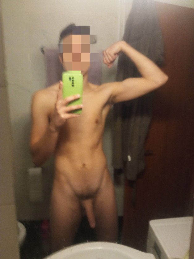 Photo by guy1312 with the username @guy1312,  February 28, 2023 at 9:00 AM. The post is about the topic Rate my pussy or dick