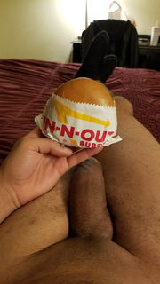 Photo by UrbanTarzan with the username @UrbanTarzan, who is a star user,  May 21, 2019 at 9:05 PM and the text says 'Burger Time'