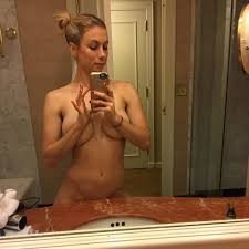 Photo by Captainbadass1992 with the username @Captainbadass1992,  December 2, 2021 at 7:00 AM. The post is about the topic Nude Celebrity and the text says 'Iliza Shlesinger #nudecelebrity'