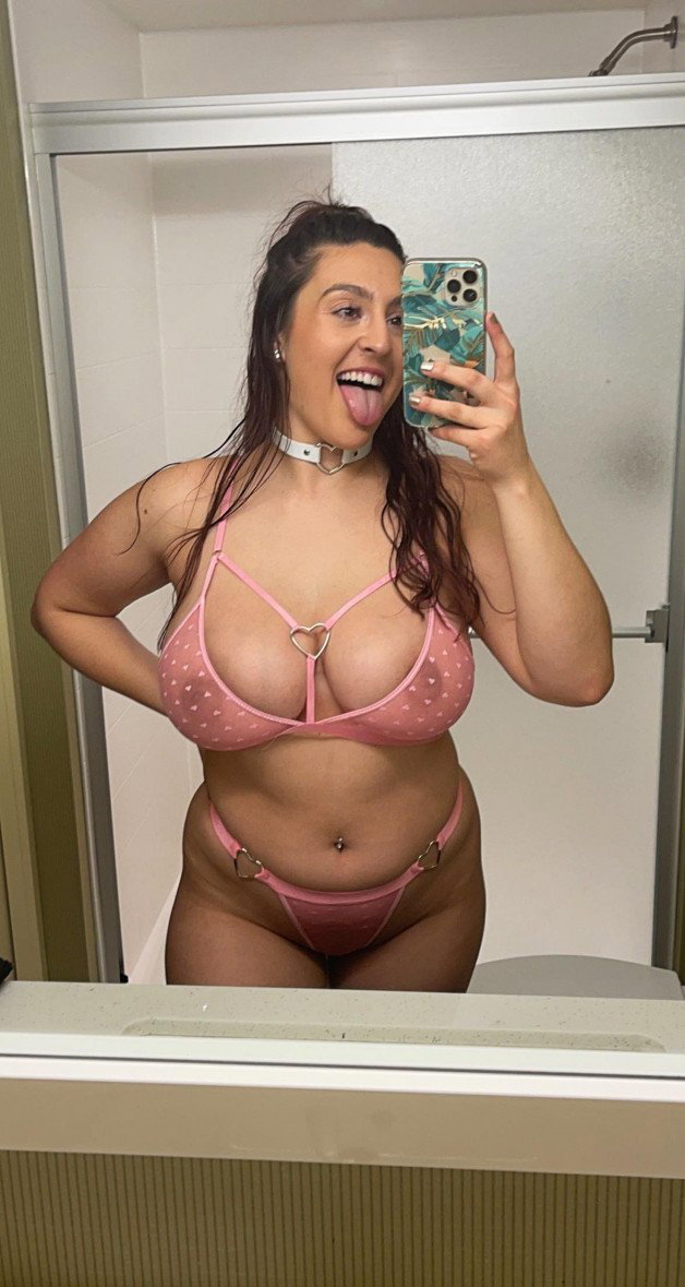 Photo by Jill Sanchez with the username @texasgf, who is a verified user,  February 1, 2021 at 2:42 PM. The post is about the topic Thick thighs and the text says 'Does she have her own topic yet? #thick #curvy #slutty #thicklegs #thickthighs #sexy #bikini #xoxo_tnsfw'