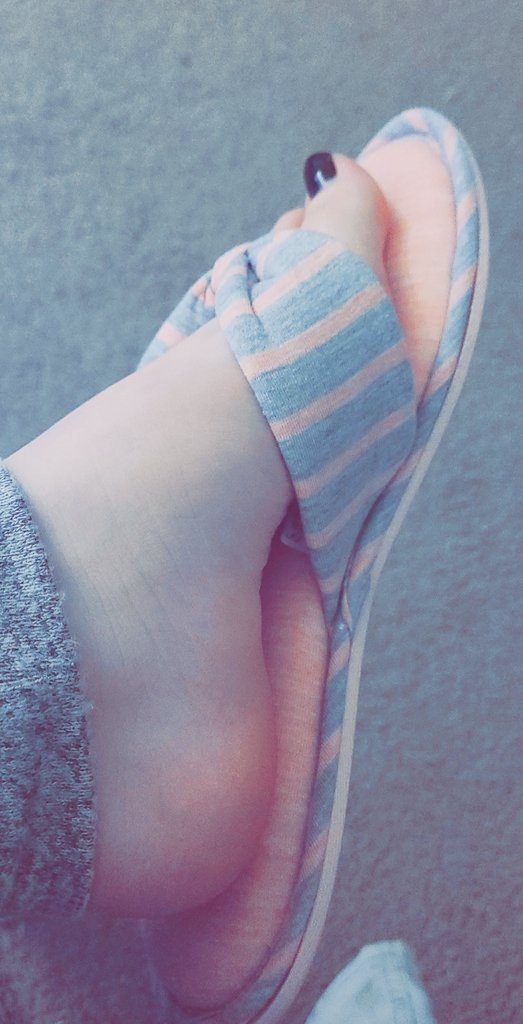 Photo by satisfysarah with the username @satisfysarah, who is a star user,  December 12, 2020 at 3:33 AM. The post is about the topic Sensual Feet and the text says 'How much would you pay for just one teeny tiny sniff? 🥰👣'