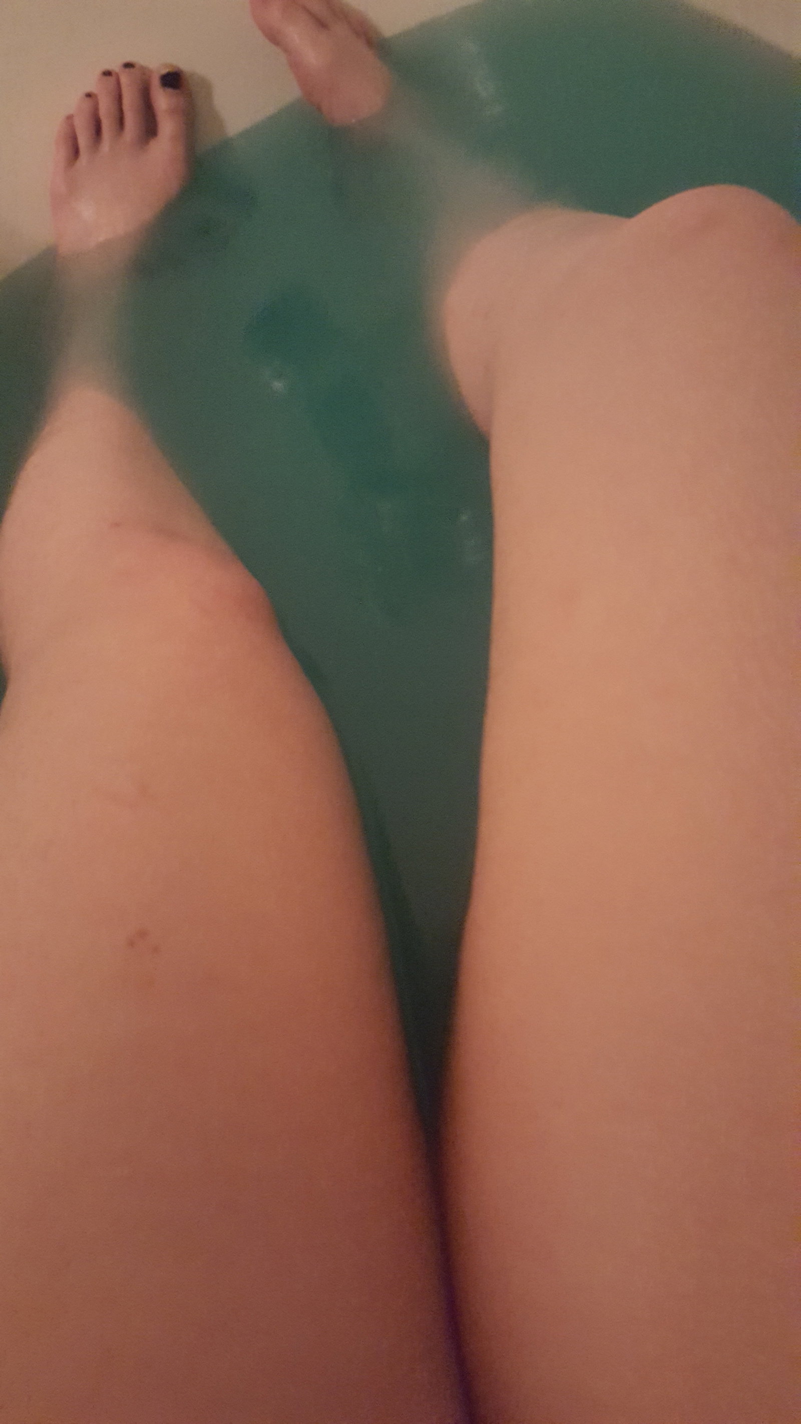Photo by satisfysarah with the username @satisfysarah, who is a star user,  December 5, 2020 at 3:05 PM. The post is about the topic Sensual Feet and the text says 'Fancy a bath?'