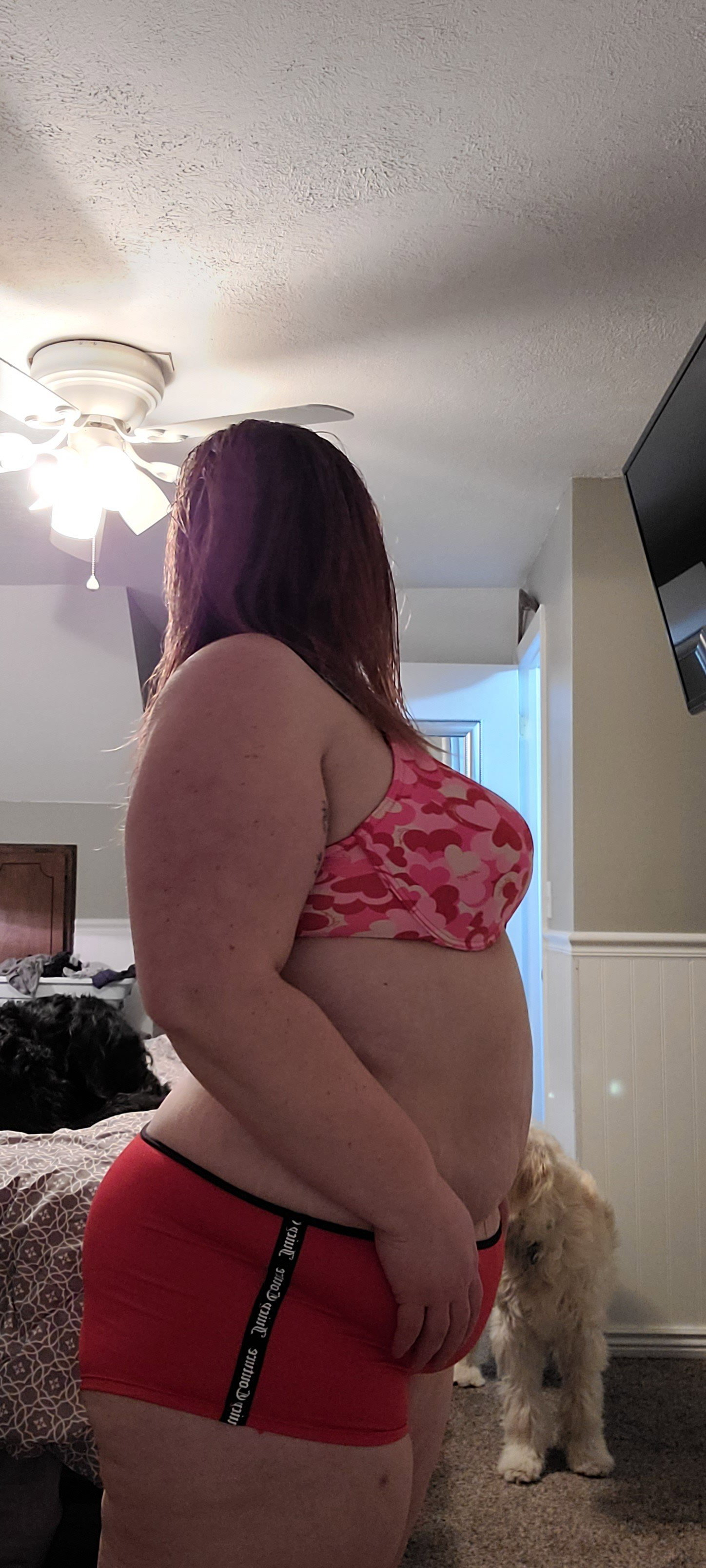 Photo by enchantress.crystal with the username @enchantress.crystal, who is a verified user,  January 12, 2022 at 4:40 PM. The post is about the topic Sexy BBWs and the text says 'messy wet hair, trying on a gift i got  what do you think?'