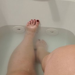 Photo by enchantress.crystal with the username @enchantress.crystal, who is a verified user,  August 10, 2021 at 4:40 AM. The post is about the topic Sexy BBWs and the text says 'sad time  when have to get out of tub..... but what do you think of my tan lines lol'