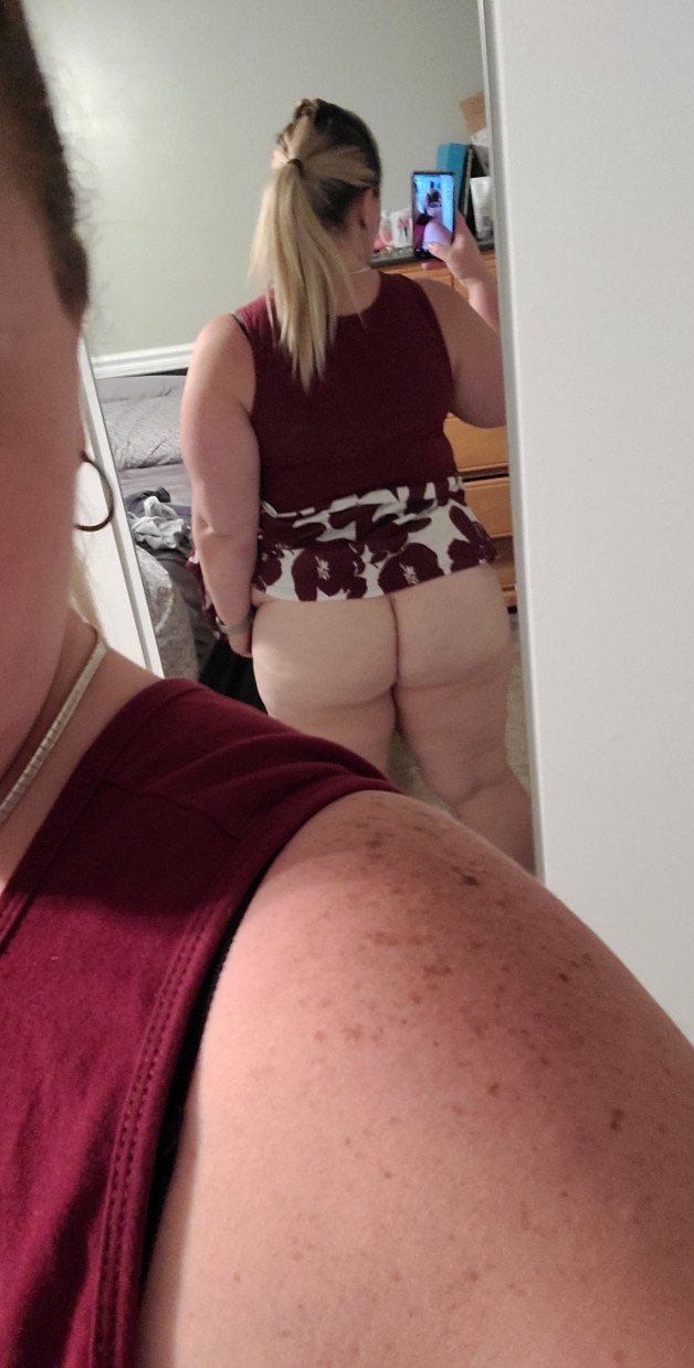 Photo by enchantress.crystal with the username @enchantress.crystal, who is a verified user,  July 25, 2021 at 5:01 PM. The post is about the topic Sexy BBWs and the text says 'the right way to wear a dress. no underwear!'