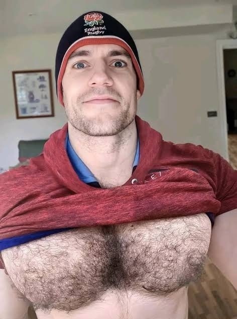 Photo by plumppeaches94 with the username @plumppeaches94,  January 28, 2023 at 9:34 PM. The post is about the topic Gay Porn and the text says 'Henry Cavill'