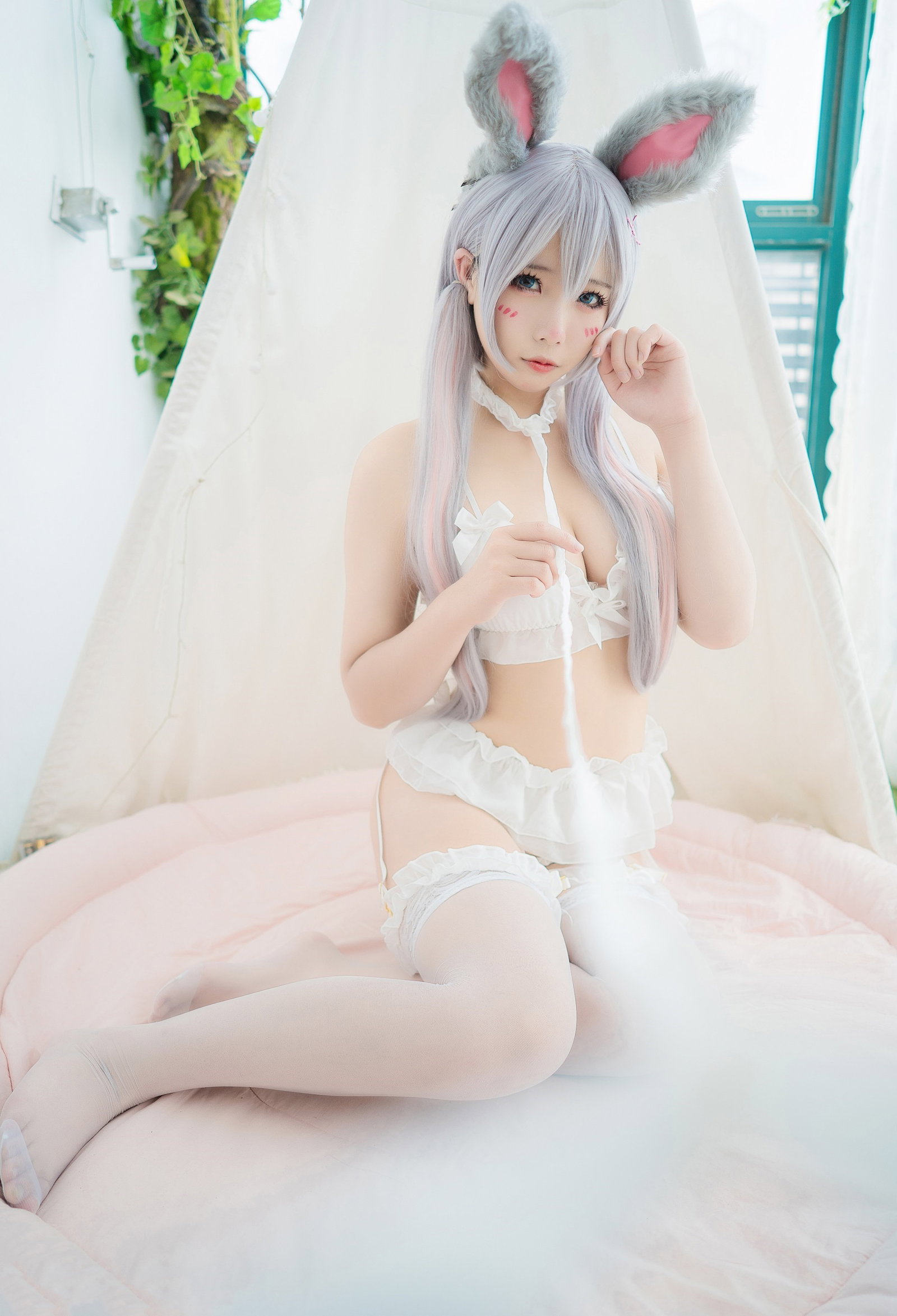 Photo by Babes Cosplay with the username @babescosplay,  December 18, 2020 at 12:45 AM. The post is about the topic Sexy Cosplay and the text says 'Bunny~'