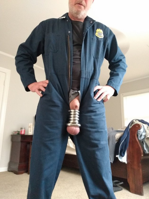 Photo by Modesttexan71 with the username @Modesttexan71,  April 16, 2021 at 4:01 PM. The post is about the topic Ball Sack Stretching and the text says 'Getting ready for work🐢💪'