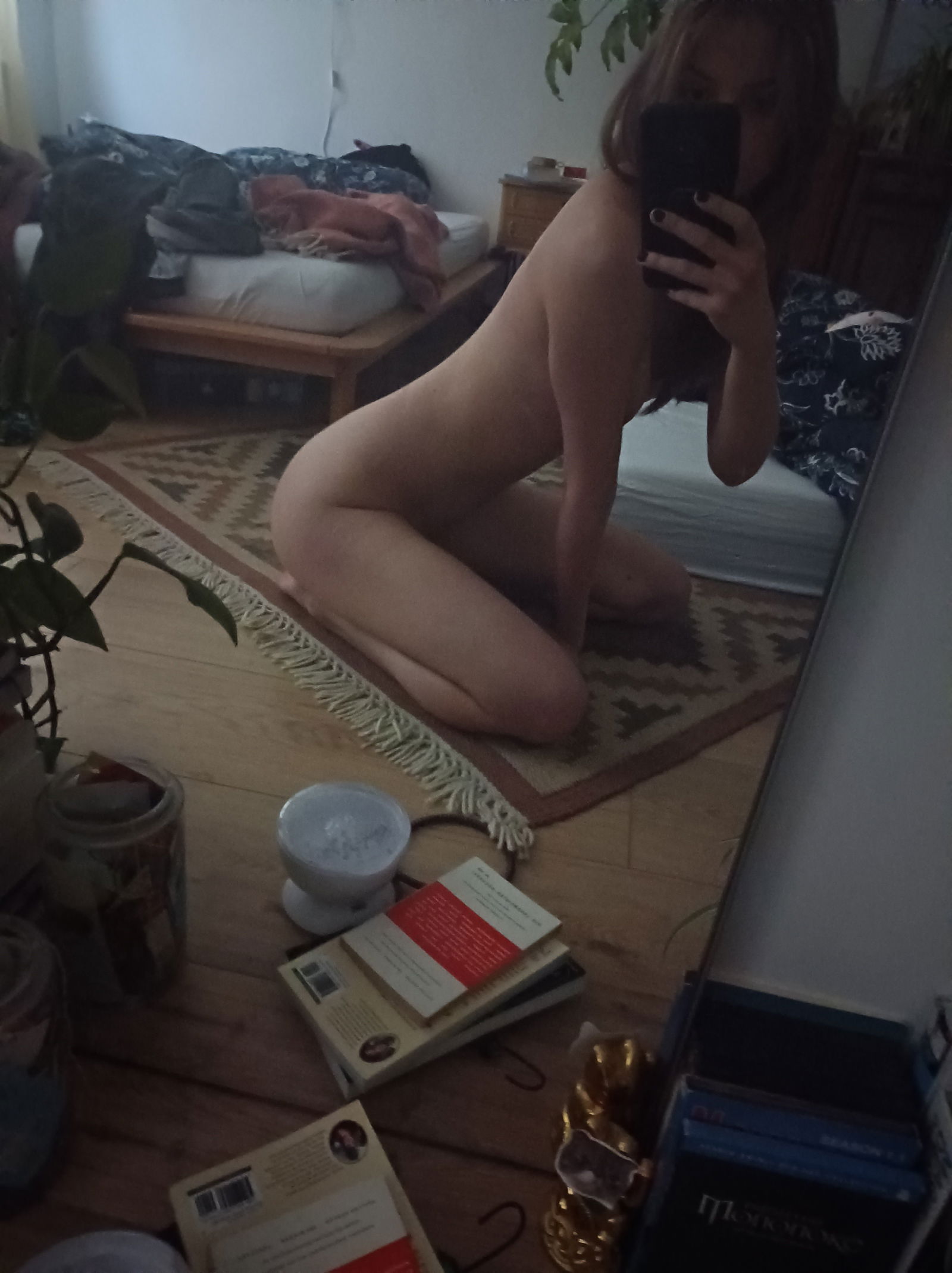 Photo by bootyangel with the username @bootyangel,  December 19, 2022 at 7:51 AM. The post is about the topic Nude Selfies and the text says 'i wish i would get fucked in every hole at once'