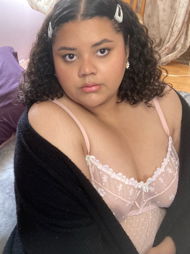 Photo by mia tcc with the username @mia-tcc,  December 17, 2020 at 6:13 PM. The post is about the topic Sexy BBWs and the text says 'I might be getting the hang of this...are you ready for that?
I'm live! catch me while you can'