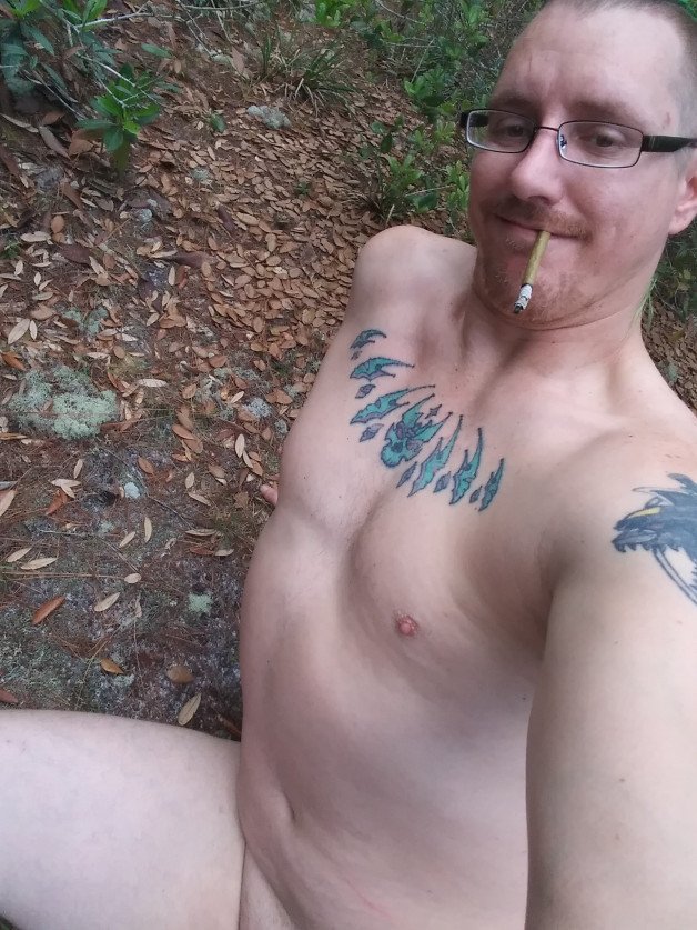 Album by ShaggyZro with the username @ShaggyZro,  March 30, 2021 at 11:21 PM. The post is about the topic Showing myself and the text says 'Went for a smoke break and naked hike for a little bit earlier. I took some photos and made some edits to put on Facebook too. Let's see how long it takes to be thrown in Facebook jail lmao'