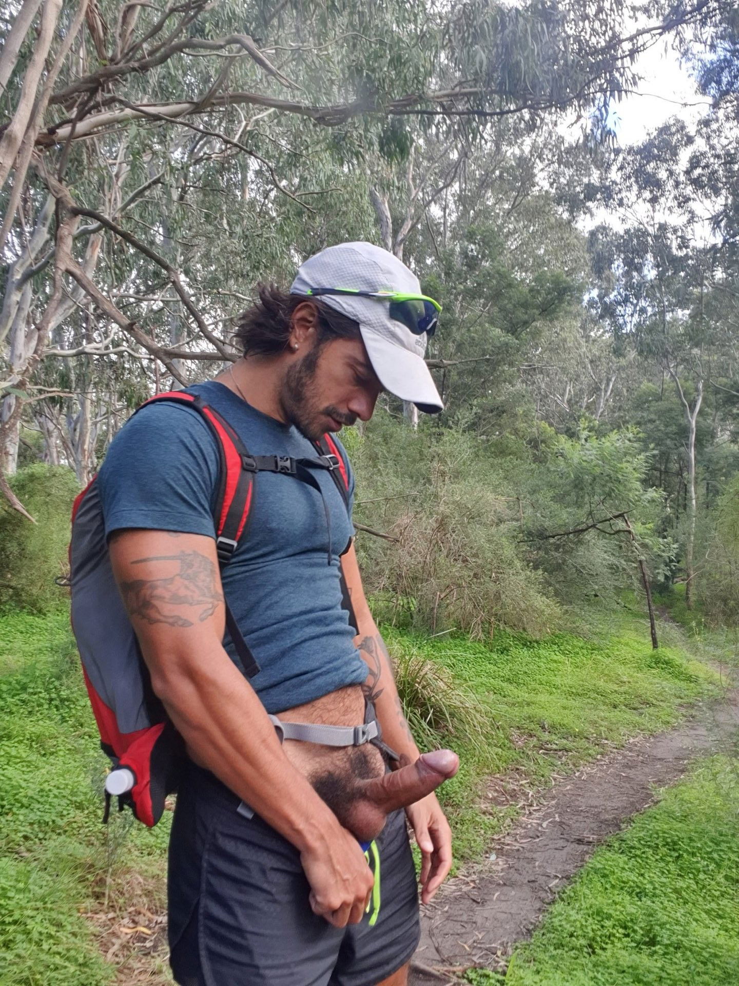 Photo by LeFoutre with the username @LeFoutre,  December 19, 2020 at 9:00 PM. The post is about the topic Gay Male Dick and the text says 'I'd suck him right there on the hiking trail'