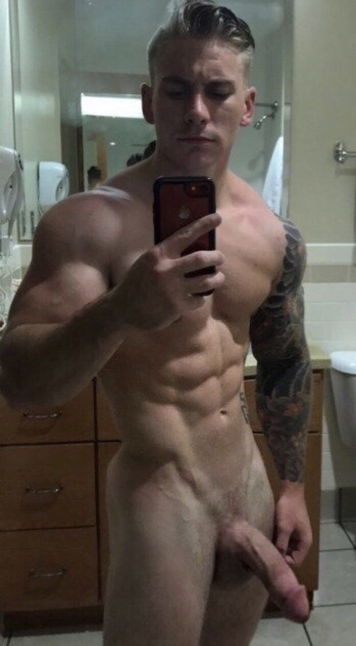 Photo by LeFoutre with the username @LeFoutre,  January 25, 2019 at 8:09 PM and the text says 'I like his sleeve and smug look.  Total asshole but I’d still get on my knees and suck him like a bitch'