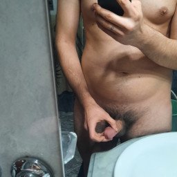 Photo by officialtiger with the username @nwojoni,  March 30, 2021 at 9:20 PM. The post is about the topic Rate my pussy or dick