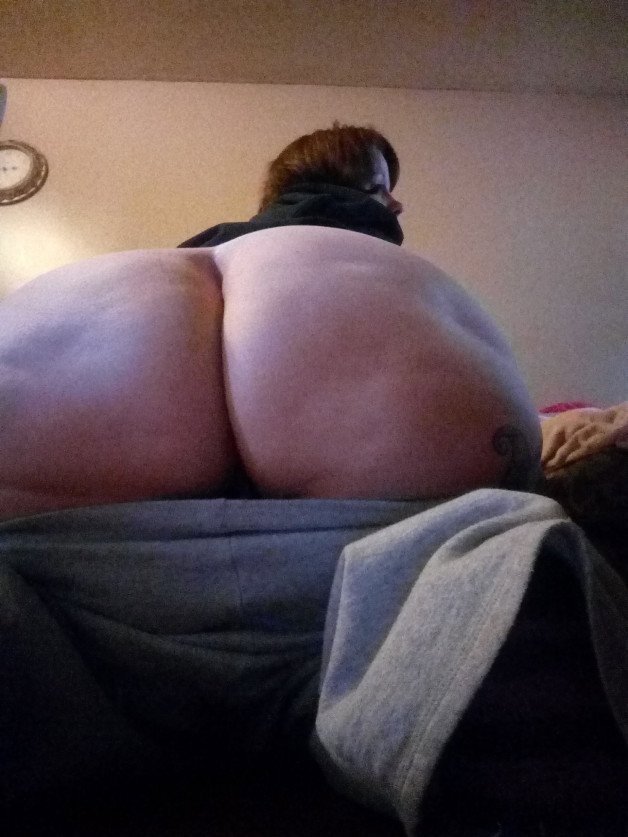 Photo by BBWVixxen with the username @BBWVixxen, who is a star user,  January 30, 2021 at 9:23 PM. The post is about the topic BBWVixxen and the text says 'It's #SexxySaturday! Let's see What ya got!!'