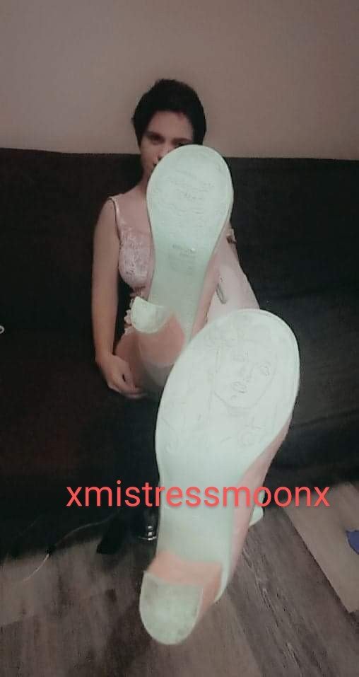 Photo by xmistressmoonx with the username @xmistressmoonx, who is a star user,  January 8, 2021 at 9:10 PM. The post is about the topic Amateurs and the text says 'would you be my footstool?'
