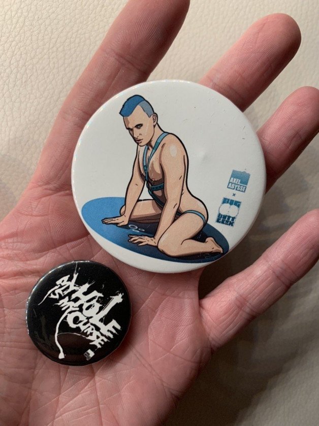 Photo by Axel Abysse with the username @axelabysse, who is a brand user,  February 3, 2021 at 3:01 PM. The post is about the topic My hole is my curse and the text says 'New badge available in the store ! 
https://www.redbubble.com/people/axelabysse/shop'