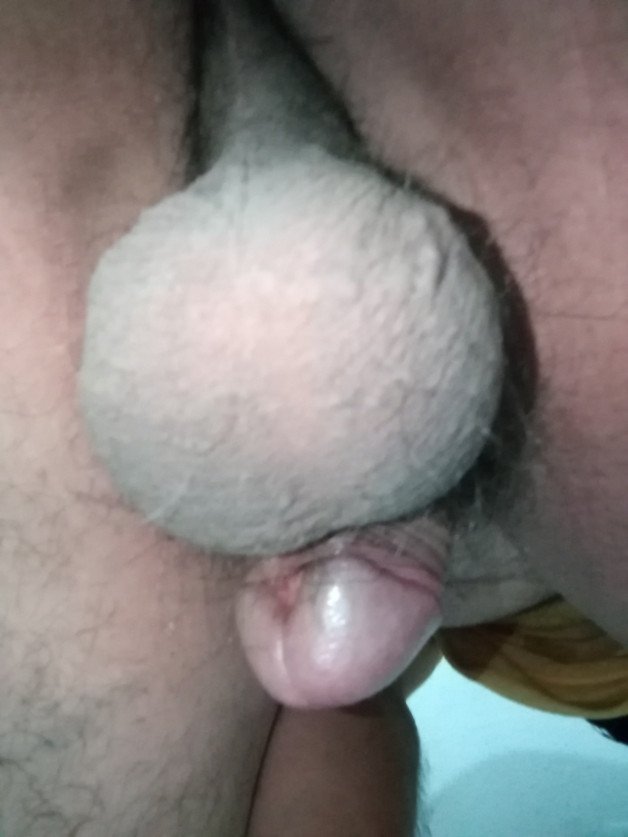 Photo by Dmn84 with the username @Dmn84,  September 27, 2021 at 1:40 AM. The post is about the topic Rate my pussy or dick and the text says 'My balls make such a tasty chocolate ice cream Ball 😍🤤🤤'