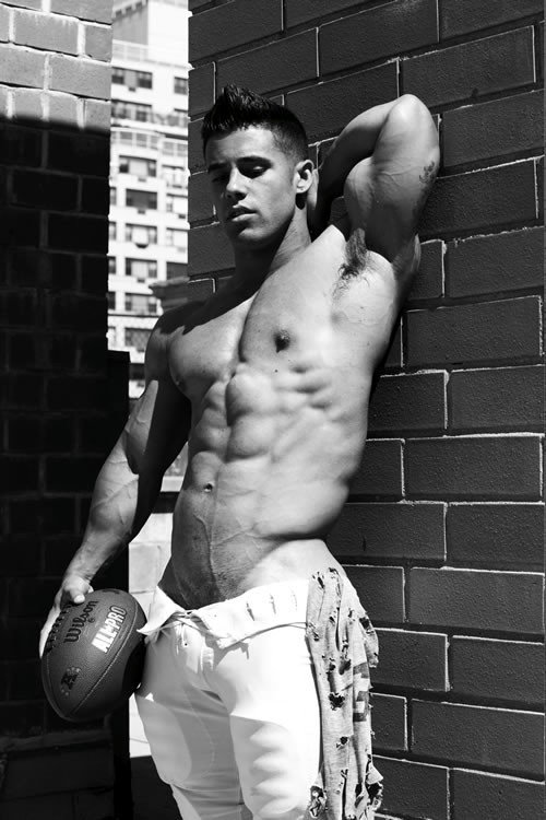 Photo by Privatemale with the username @Privatemale,  September 3, 2011 at 9:33 PM and the text says 'undiesaddiction:


SANTIAGO ARAGON / BLACK &amp; WHITE
FOLLOW  UNDIESADDICTION  on  FACEBOOK  and  TWITTER

 #football  #UA  #selection  #santiago  #aragon  #bw'