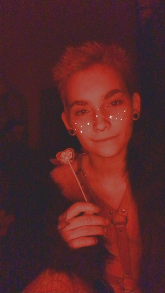 Photo by trophytheythem with the username @trophytheythem,  February 16, 2021 at 7:02 PM. The post is about the topic Non-Binary Exhibition and the text says 'yeah i had a good valentines night how can you tell :}'