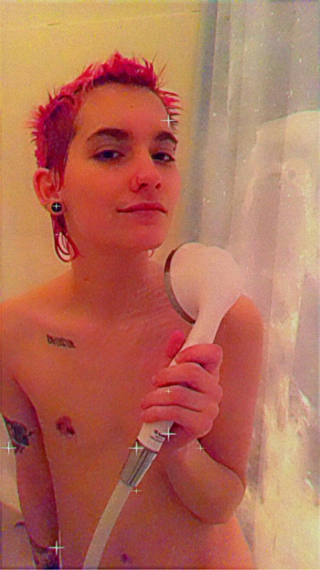 Photo by trophytheythem with the username @trophytheythem,  February 28, 2021 at 2:26 PM. The post is about the topic Non-Binary Exhibition and the text says 'this faggot loves their detachable shower head 💦'