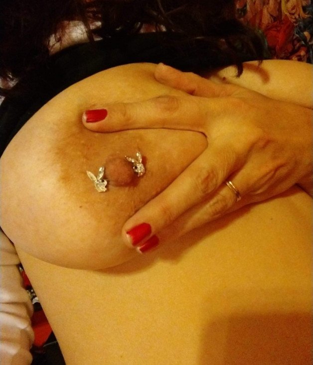 Album by Angelapussy1212 with the username @Angelapussy1212, who is a verified user,  May 25, 2021 at 5:55 PM. The post is about the topic Rate My Tits 1-10 and the text says 'my big tits 💋
#bigtits'