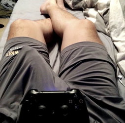 Photo by josephcarrington with the username @josephcarrington, who is a verified user,  January 1, 2019 at 12:37 PM. The post is about the topic Hung and the text says 'step brother didn’t have a hard time convincing me to play call of duty with him'
